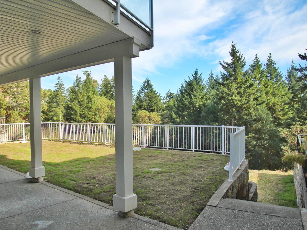 Oasis Bed & Breakfast Langford Exterior photo